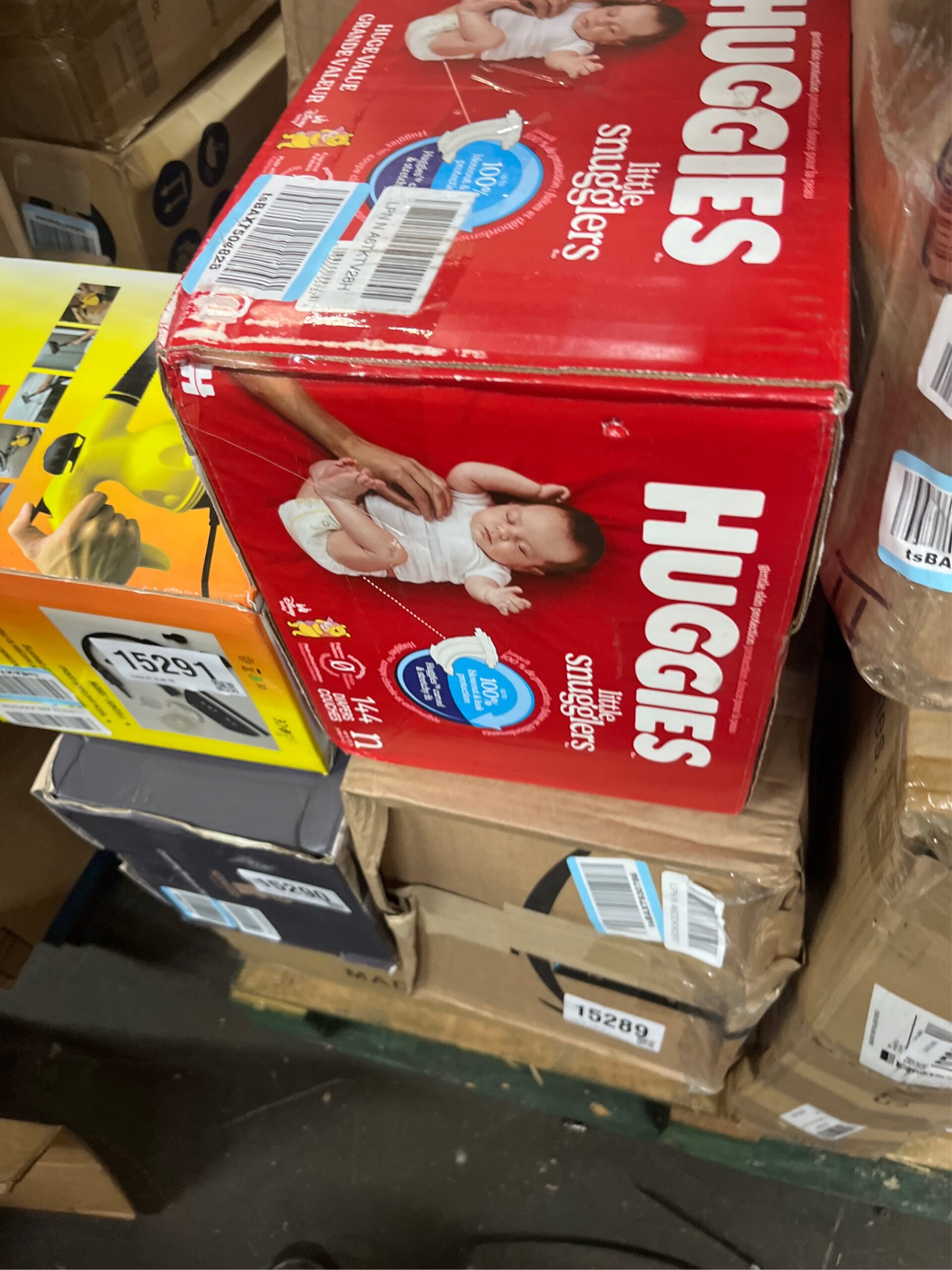 AUCT 15292 - $59 Huggies Size Newborn Diapers, Little Snugglers Baby Diapers, Size Newborn (up to 10 lb - Image 5
