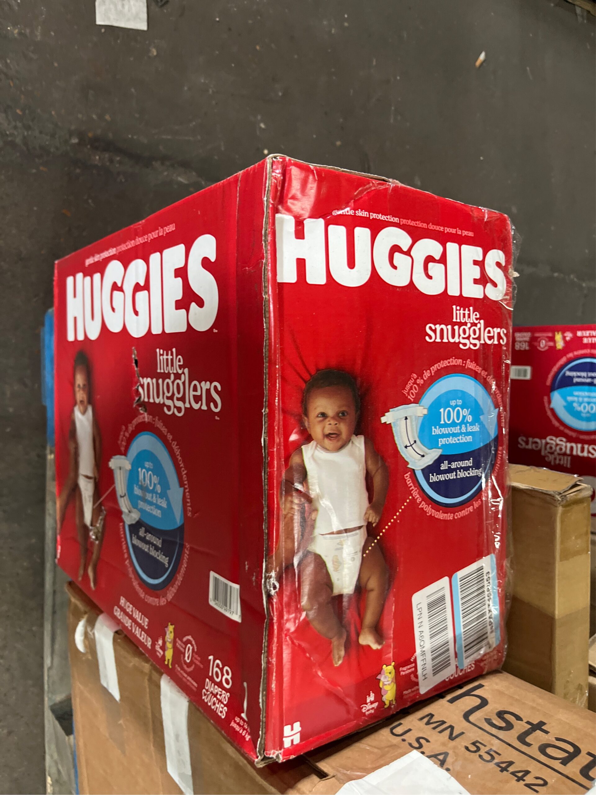 AUCT 16792 - Huggies Size 1 Diapers, Little Snugglers Baby Diapers, Size 1 (8-14 lbs), 168 Count, Packa - Image 5