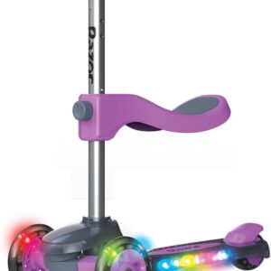 AUCT 16655 - Razor Rollie DLX, 3-Wheel Light-Up Scooter for Younger Children, Seated and Stand-Up Ridin
