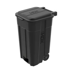 AUCT 15456 - 45 Gal. Black Outdoor Vented Trash Can with Wheels, Attached Lid