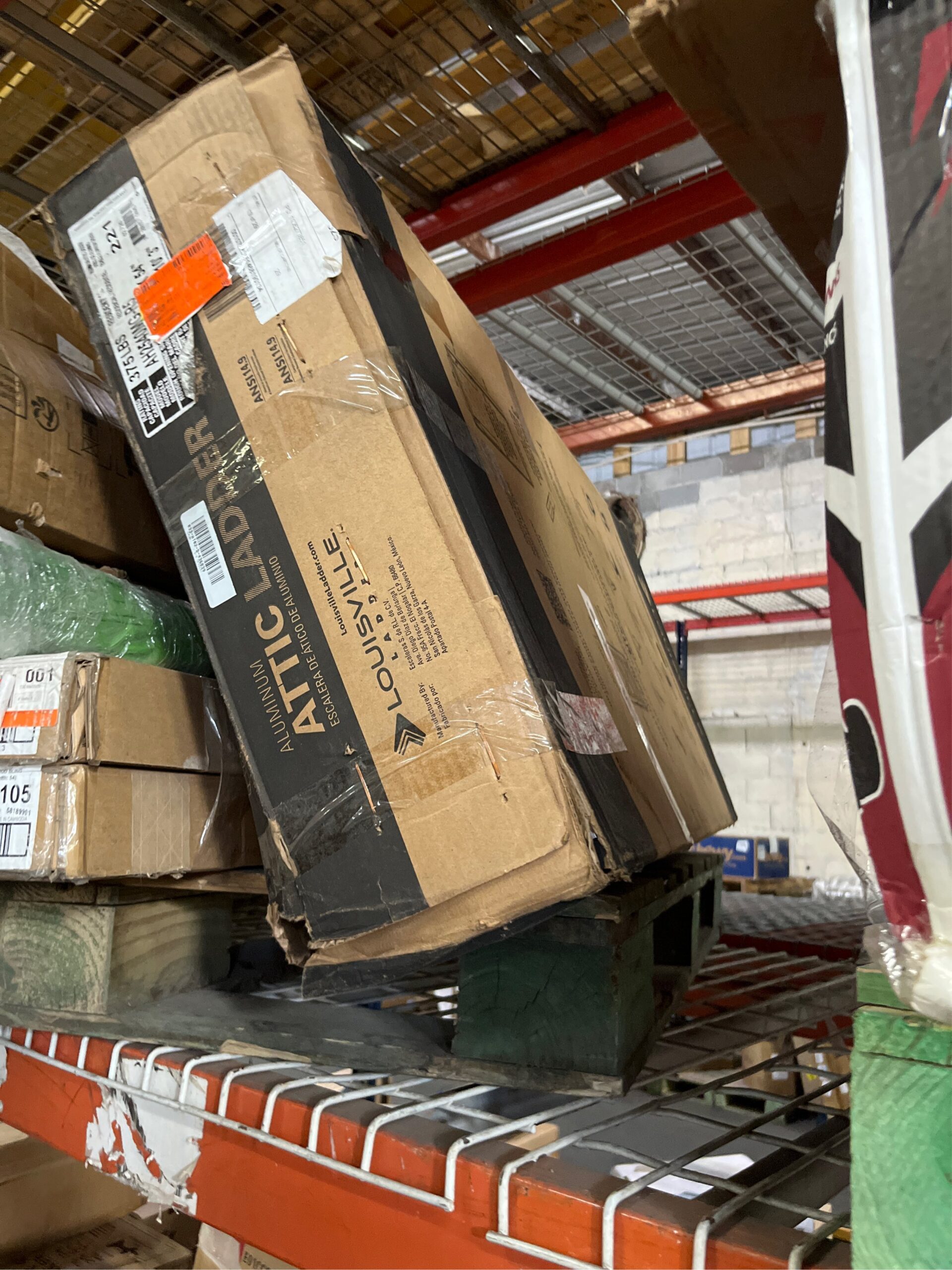 AUCT 14837ad - $419 Louisville Ladder Energy Efficient 7 ft. 8 in. to 10 ft - Image 5