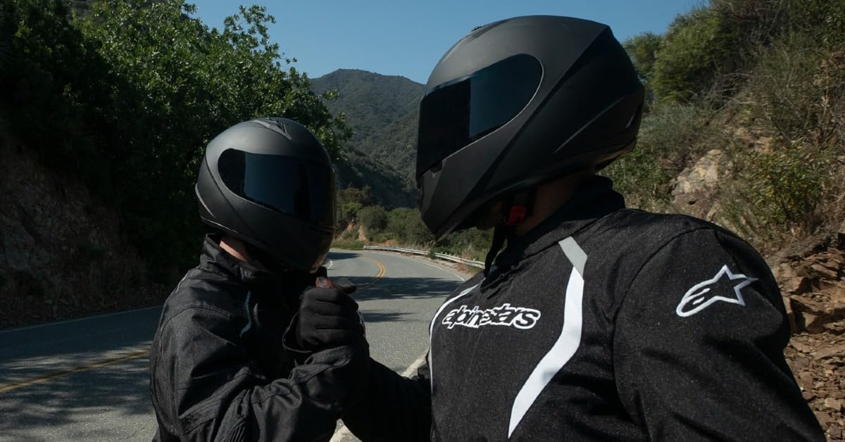 AUCT 14848 - $75 GLX GX11 Compact Full Face Motorcycle Helmet w/ Tinted V - Image 2