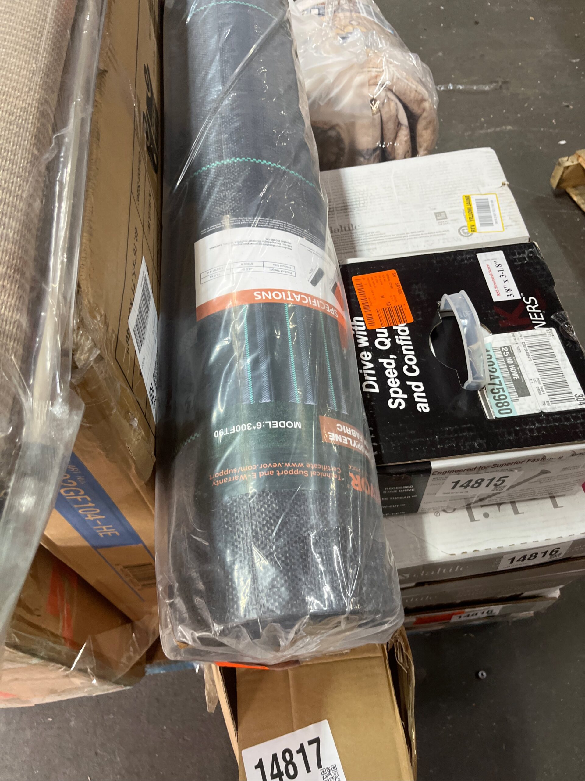 AUCT 14860 - $80 Weed Barrier Landscape Fabric 6 Ft. x 300 Ft. Premium He - Image 5