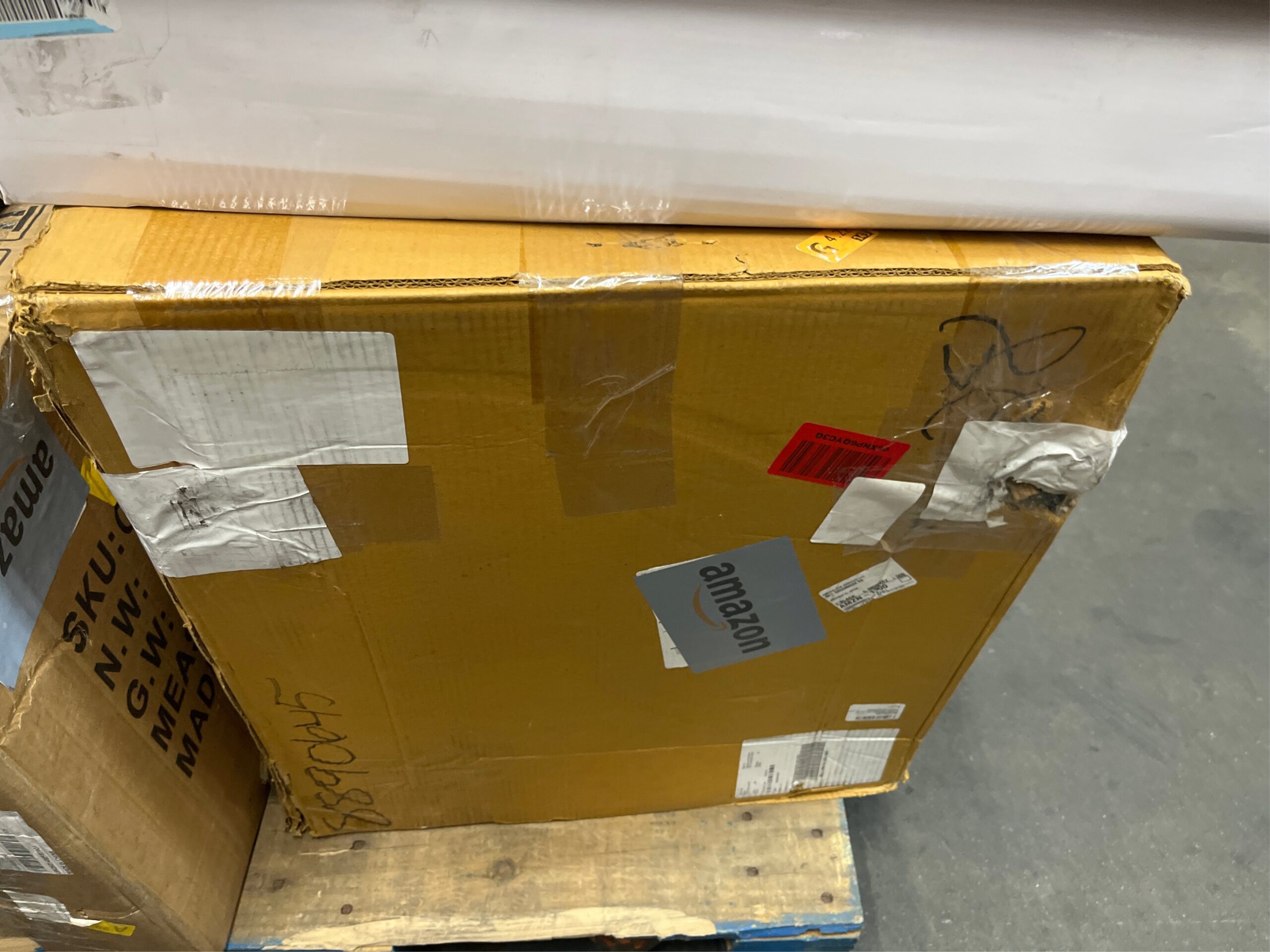 AUCT 16947 - $307 Complete Tractor 1406-6326 Radiator Compatible With/Replacement For John Deere 5105 5 - Image 5