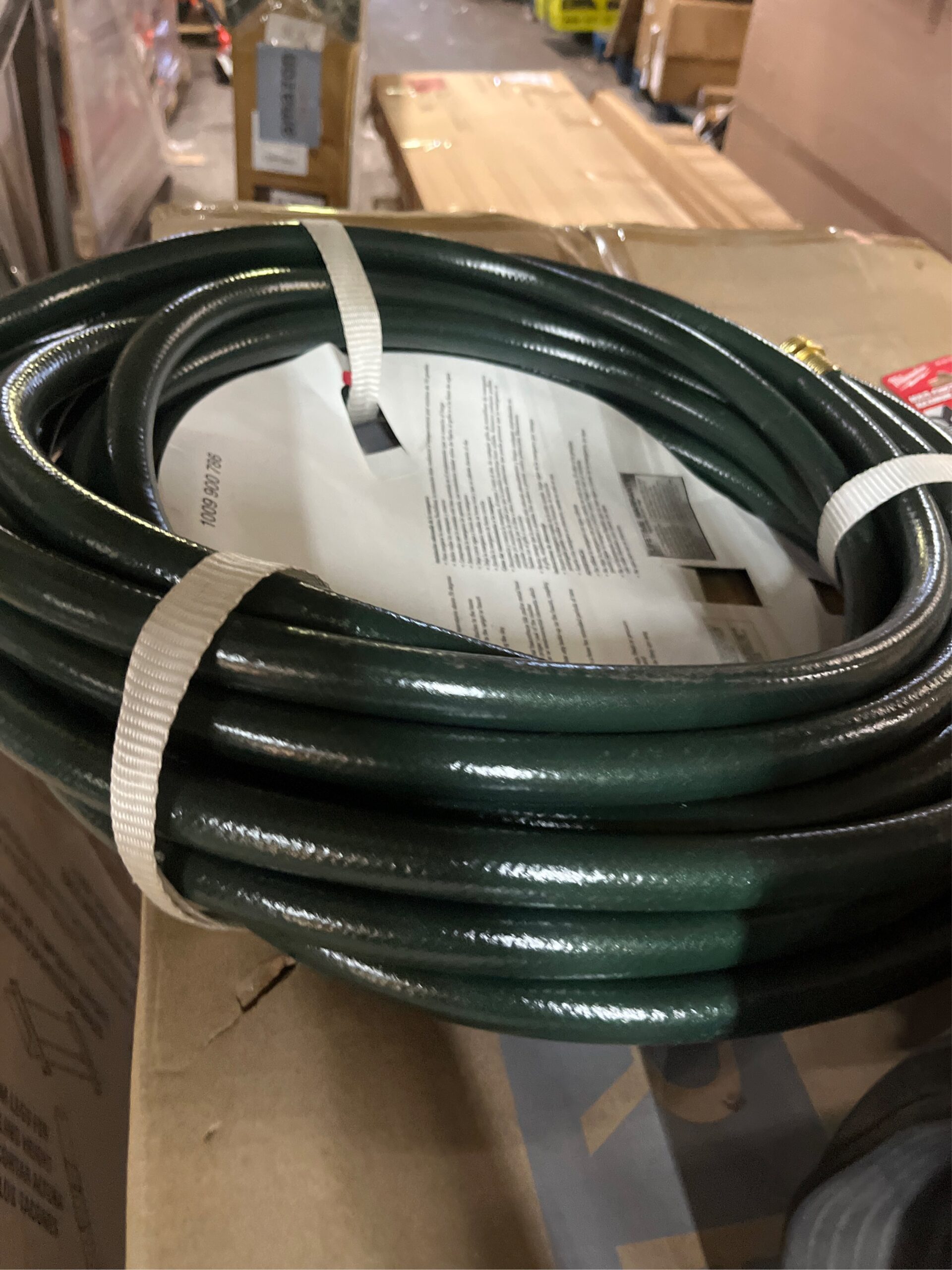 AUCT 18207 - 5/8 in. x 50 ft. Heavy-Duty Hose - Image 5