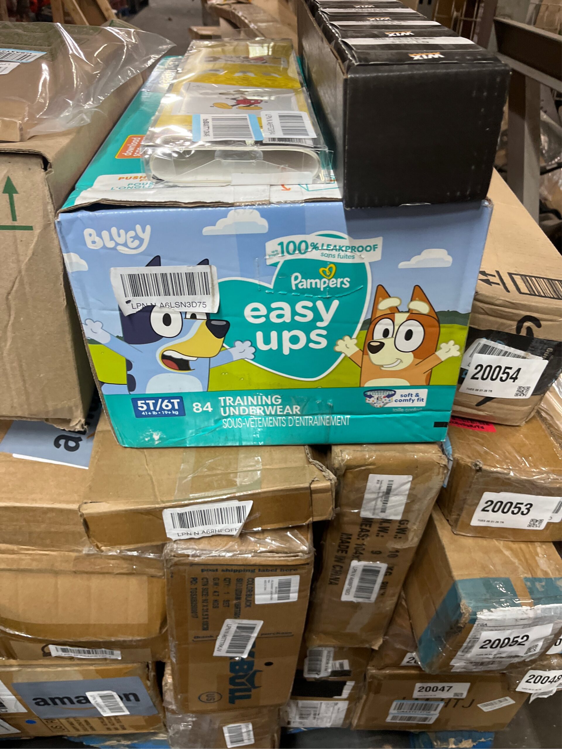 AUCT 20058 - Pampers Easy Ups Potty Training Pants, 5T-6T, 84 Count, Cartoon - Image 5