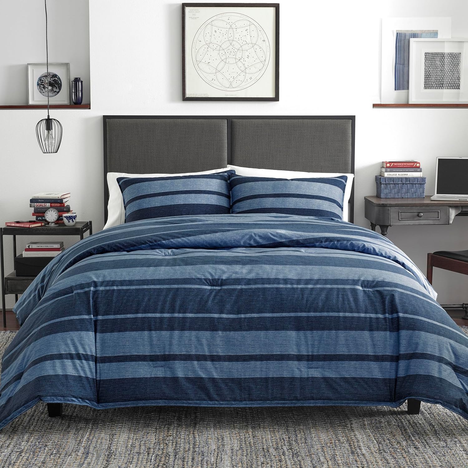 AUCT 17728 - $65 Nautica - Twin/Twin XL Comforter Set, Reversible Cotton Bedding with Matching Sham, Me