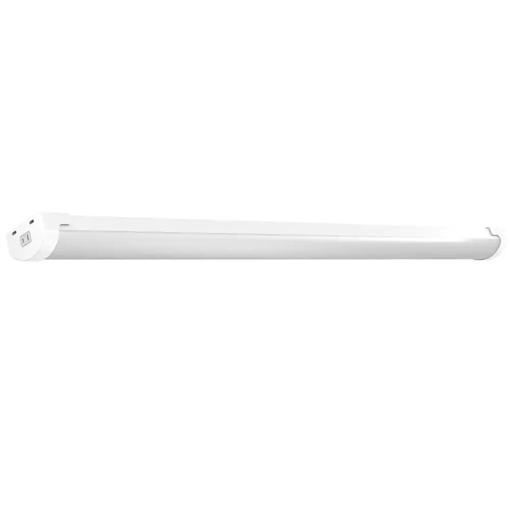 AUCT 18792 - $51 4 ft. 64- Watt Equivalent Integrated LED White Motion Shop Light with Remote