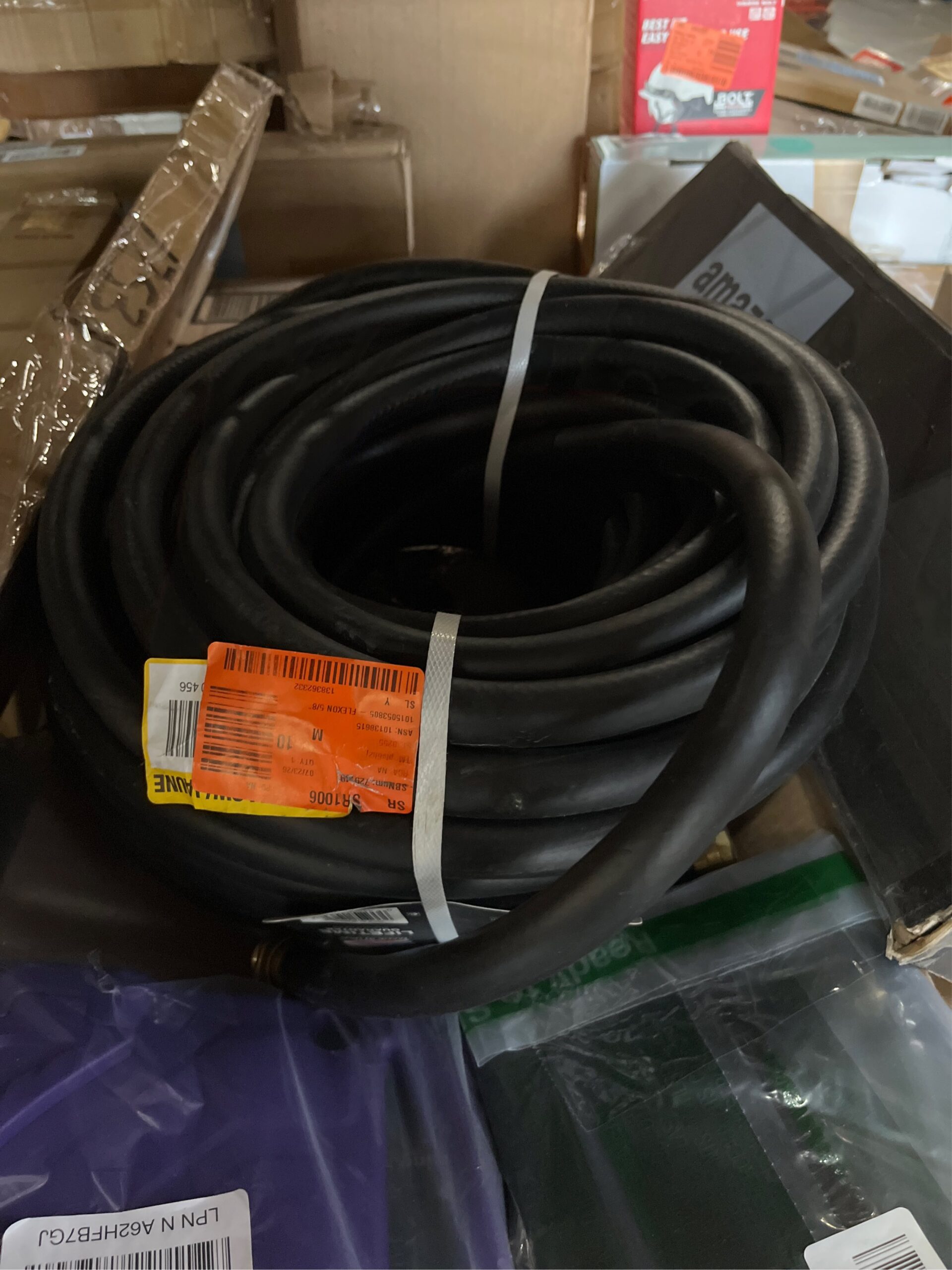 AUCT 18545 - Flexon 5/8 in. dia. x 100 ft. Contractor Grade Garden Hose - Image 2