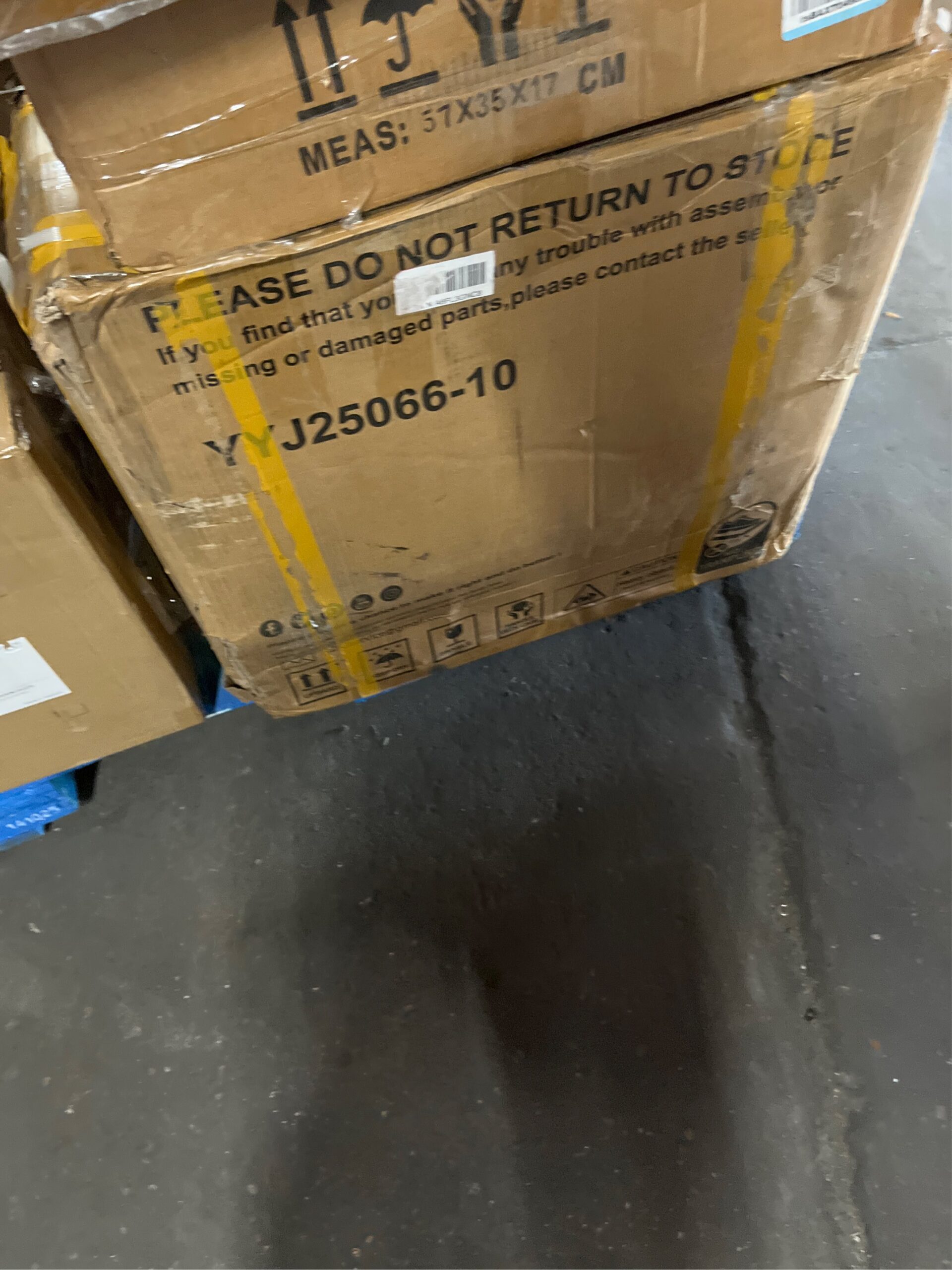 AUCT 18490 - $200 10 Gallon Ultra Quiet Air Compressor, Oil-Free Air Compressor Tank with Two Quick Cou - Image 5