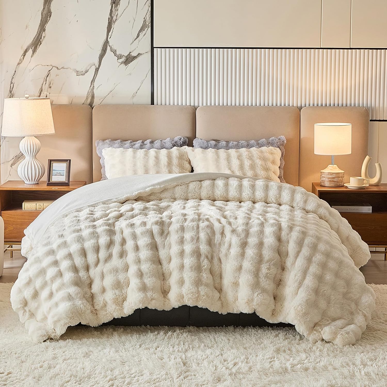 AUCT 21095 - $52 Full Faux Rabbit Fur Comforter Set - 3 Pieces Fluffy Bedding Set Ultra Soft Warm Shagg - Image 2