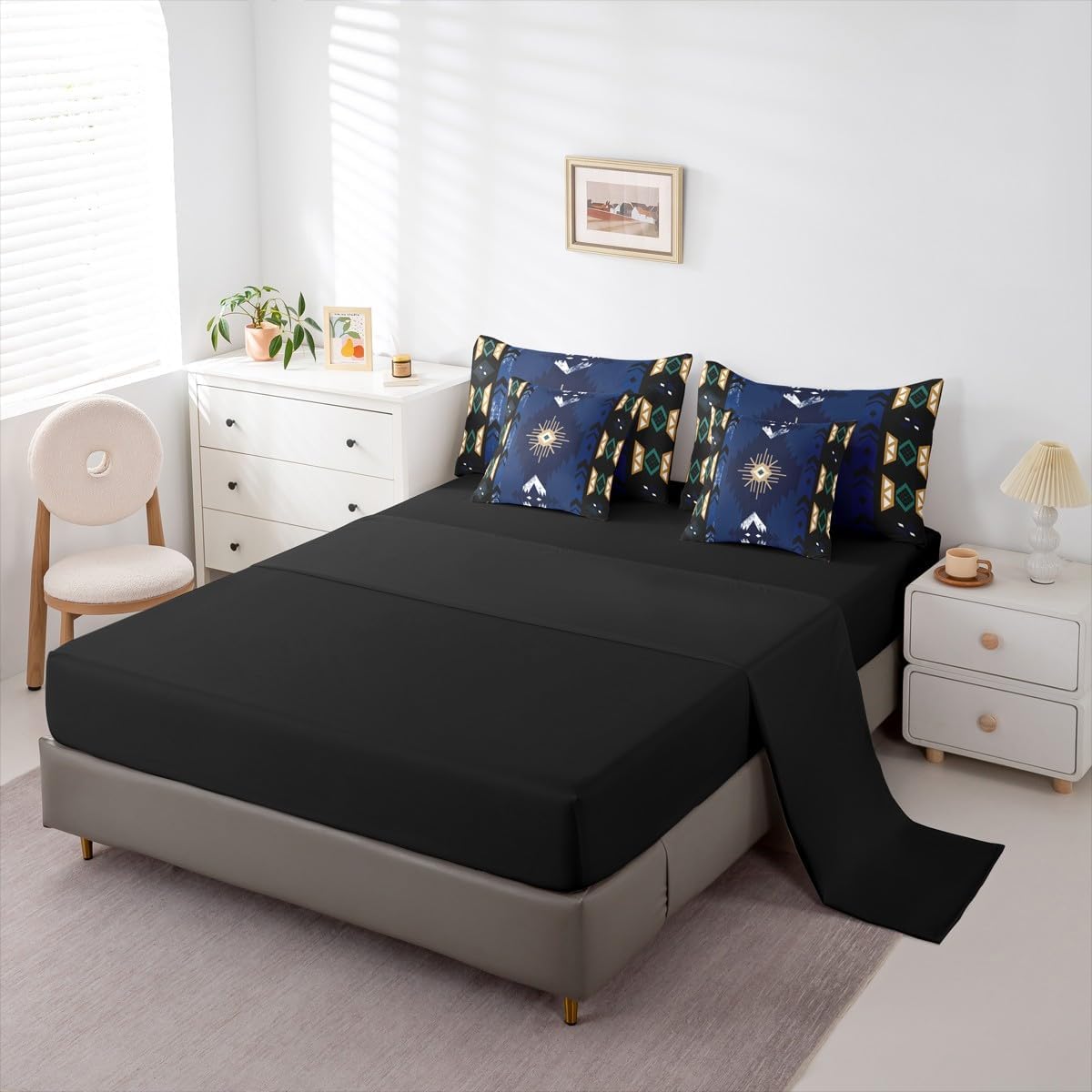 AUCT 21074 - $70 Erosebridal Western Bed in a Bag King Size Comforter Set 7-Piece, Boho Decor Aztec Bed - Image 4