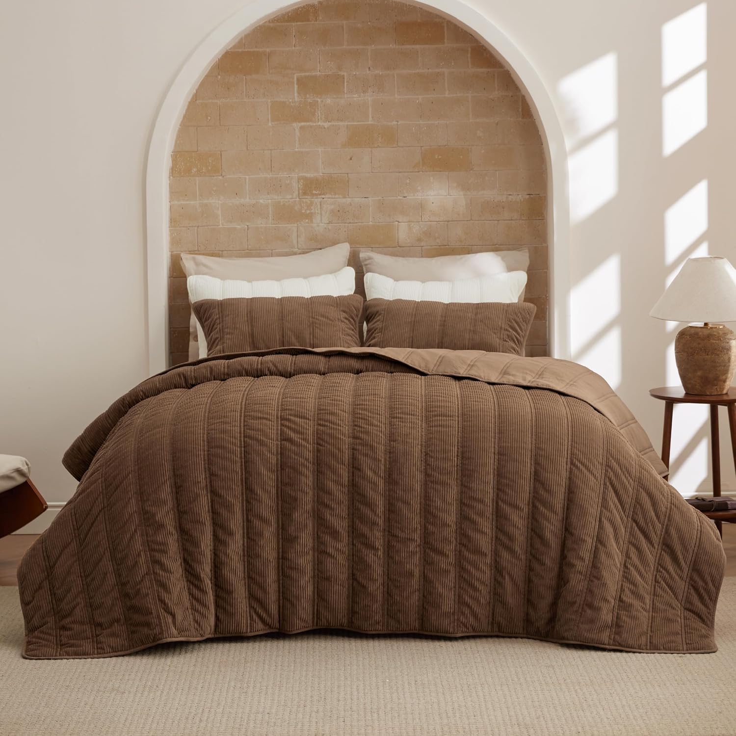 AUCT 20313 - $56 Bedsure Luxury Velvet Quilt King Size - Lightweight Velvet Brown Comforter Set, Oversi
