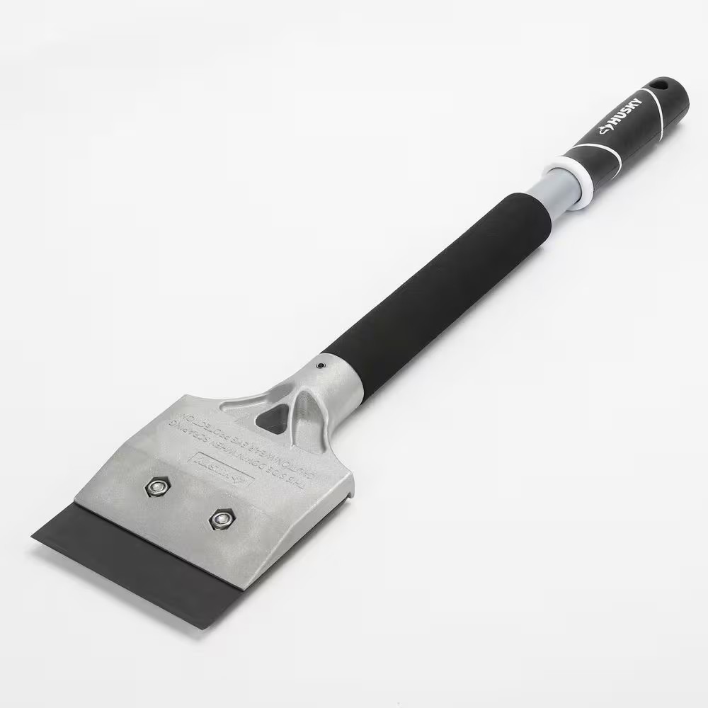 AUCT 21043 - 4IN FLOOR SCRAPER WITH HANDLE
