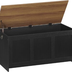 AUCT 22264 - $70 HOOBRO Storage Bench, 39.3" Retro Wooden Storage Chest, Wooden Storage Trunk, Toy Ches