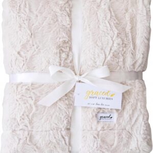 AUCT 22551 - GRACED SOFT LUXURIES Faux Fur Throw Blanket Soft Ivory L 50x60