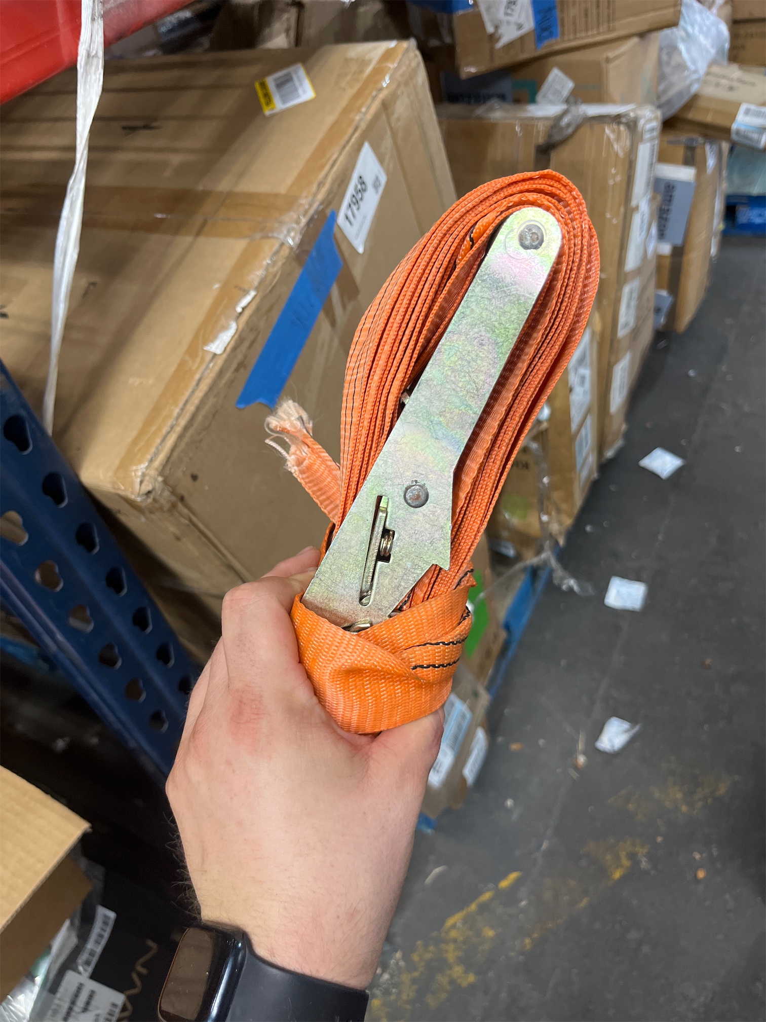 AUCT 22333d - Case of 20 - 2 inch ratchet straps, various lengths. No hooks - Image 2