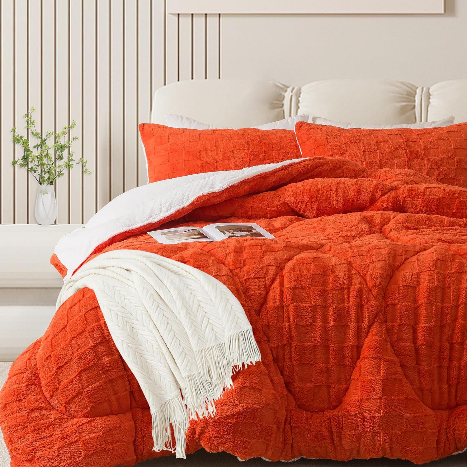 AUCT 20867 - $52 ELNIDO QUEEN Fluffy Comforter Set Queen, Burnt Orange Winter Fleece Comforter Ultra S