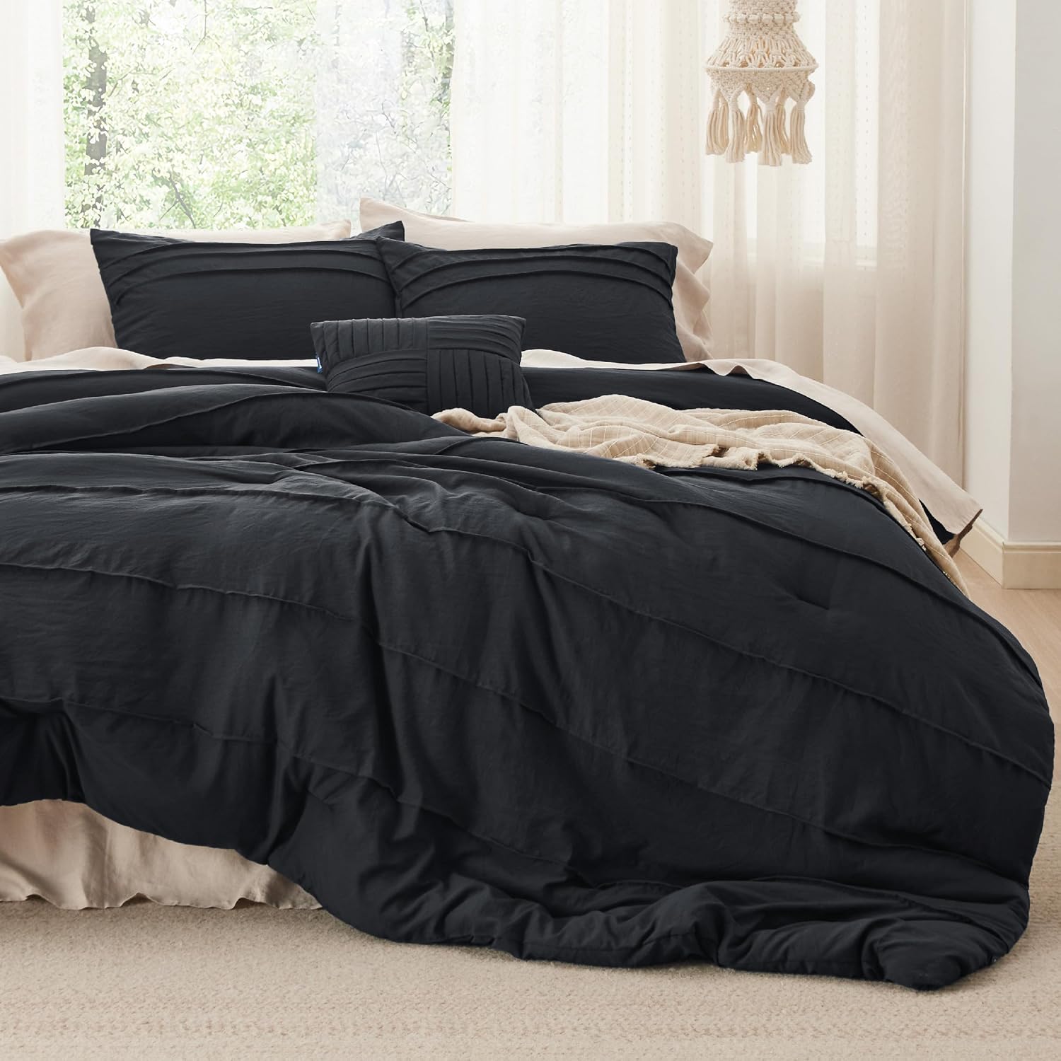 AUCT 21292 - $60 Bedsure Cal King Comforter Set 4 Piece, Black Boho, Pinch Pleat, All-Season - Image 2