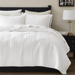 AUCT 20492 - $80 palassio White 100% Cotton Quilt King Size Bedding Sets with 2 Pillow Shams, Textured