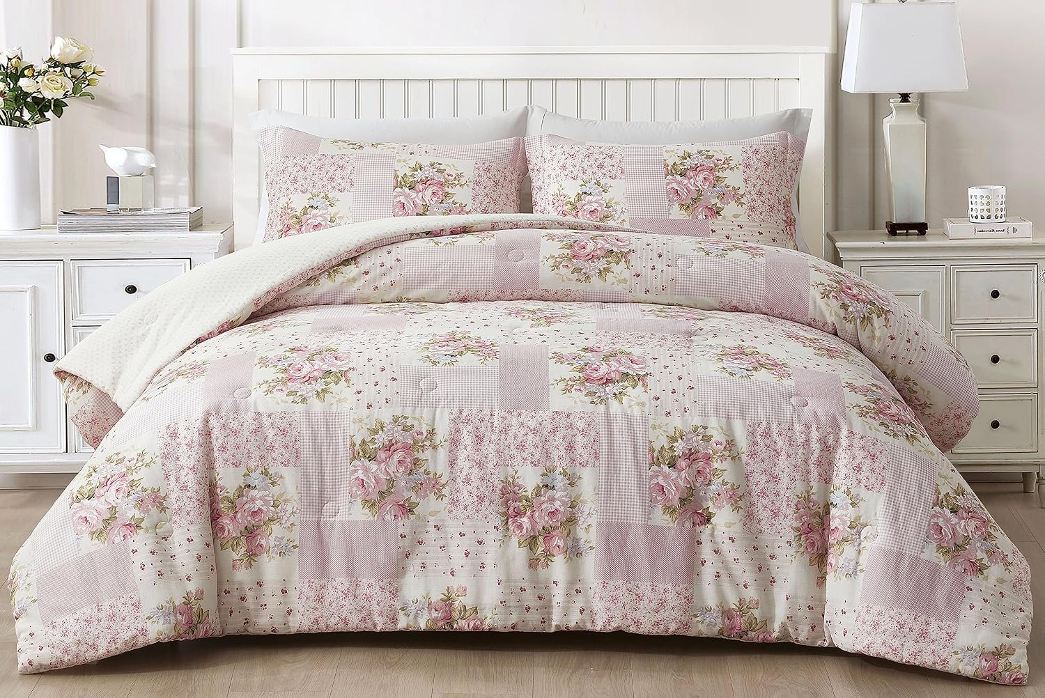 AUCT 21357 - $76 Chezmoi Collection Rosy 3-Piece Full Size Washed Cotton Comforter Set - Floral Bedding - Image 2