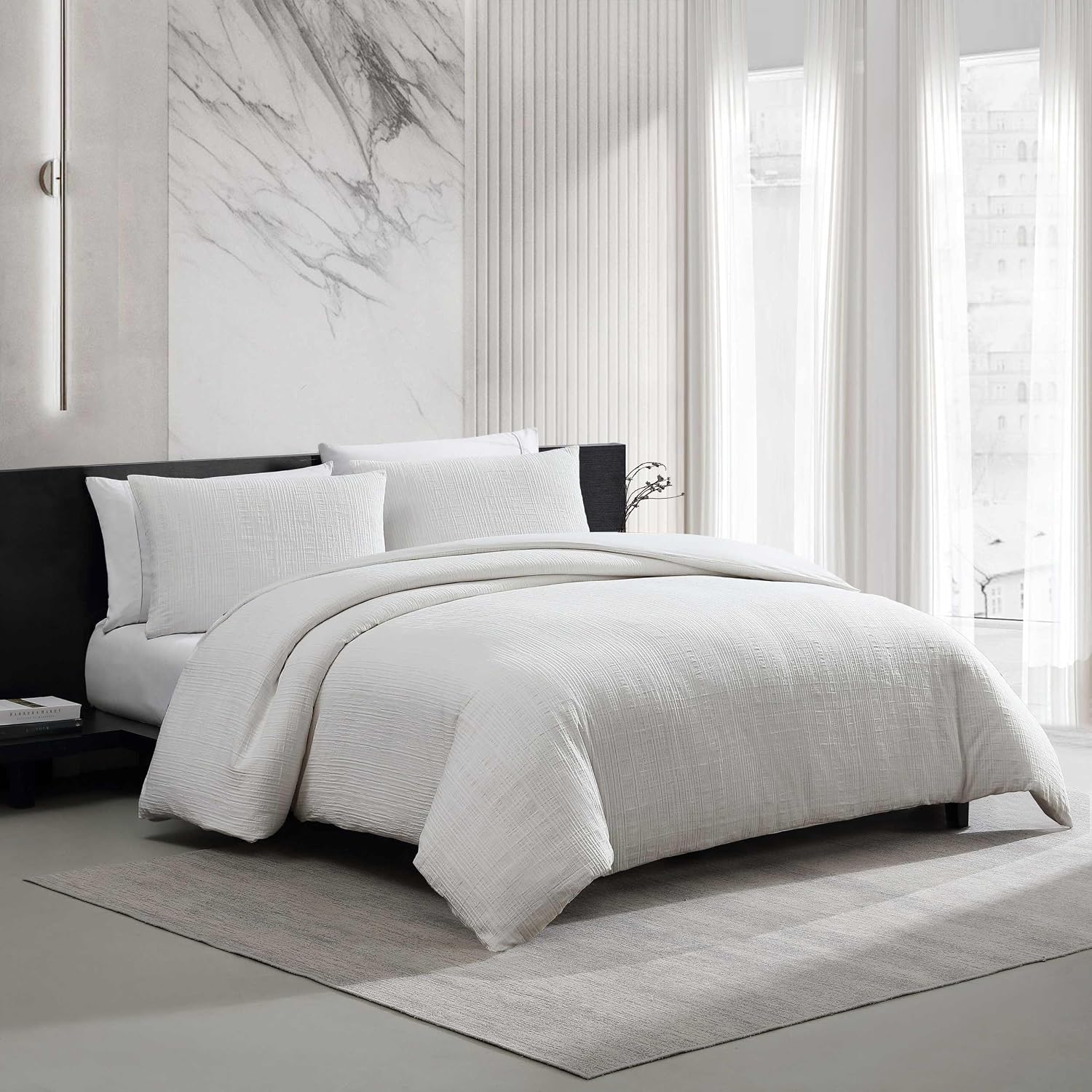 AUCT 22603 - $136 Vera Wang - King Comforter Set with Matching Shams - Image 2