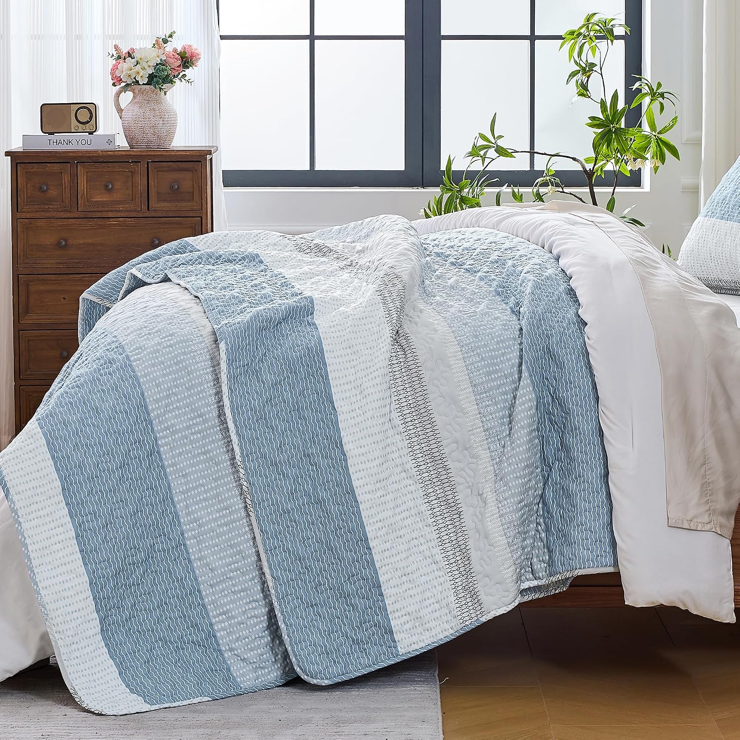 AUCT 20917 - $55 Andency California King Quilt Set Misty Blue, 3 Pieces Bedspreads - Image 2