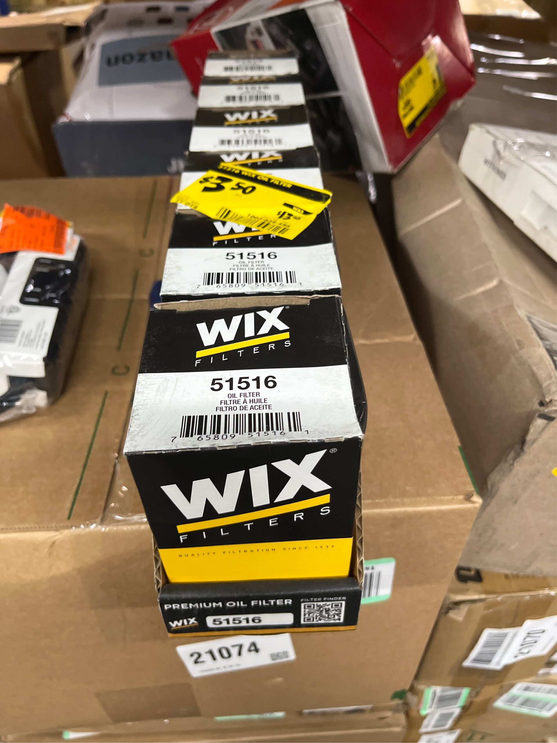 AUCT 21081 - $84 WIX 51516 Engine Oil Filter - Image 5