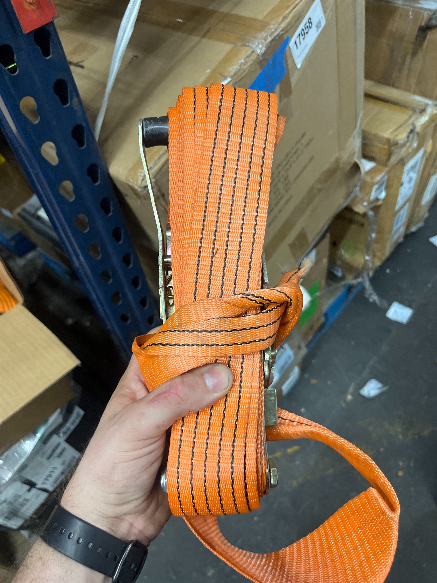 AUCT 23391d - Case of 20 - 2 inch ratchet straps, various lengths. No hooks - Image 3