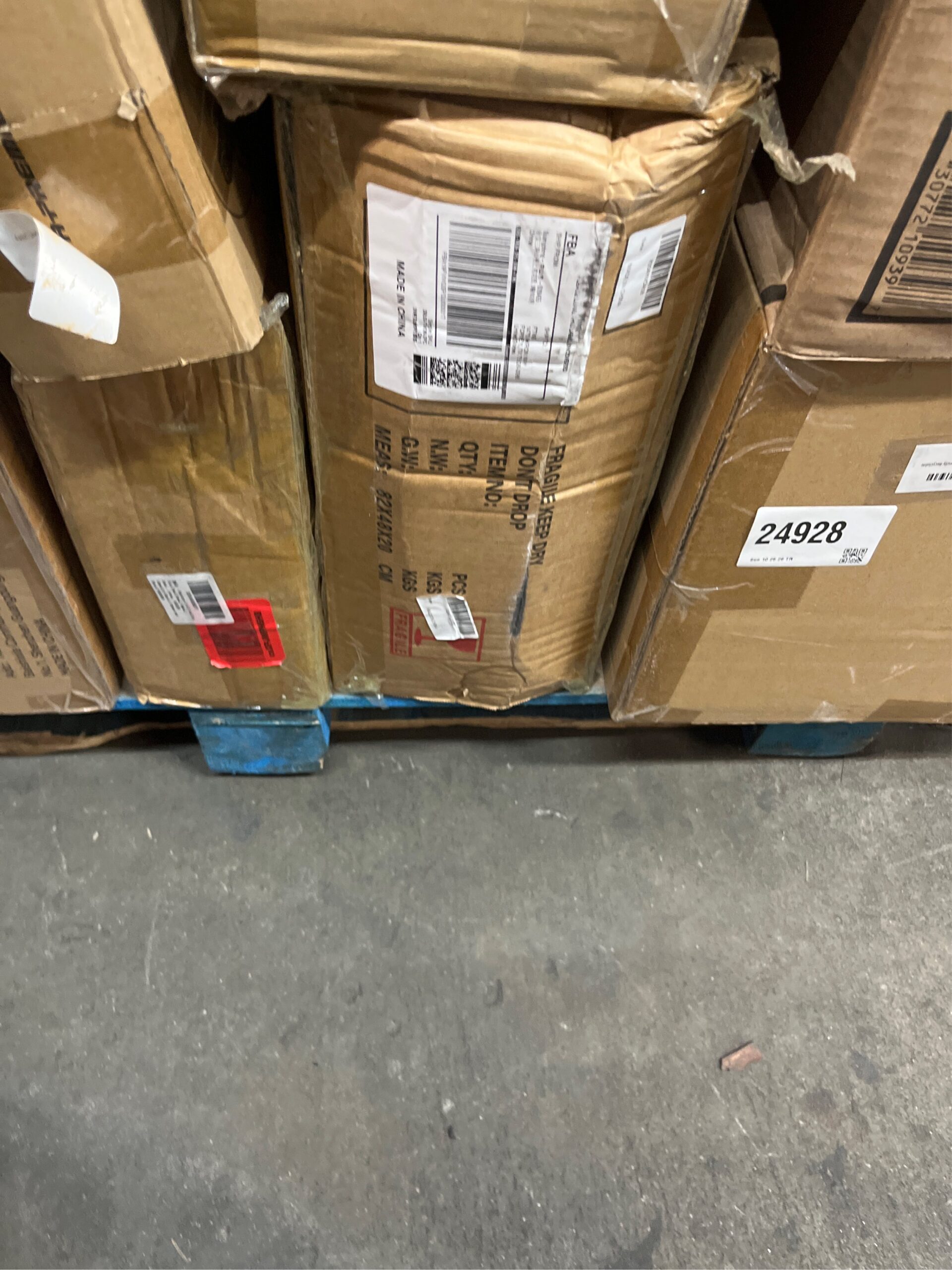 AUCT 24935 - $155 CEDIO 12000W Commercial Grade Solar Street Lights Outdoor IP67 Waterproof - Image 5
