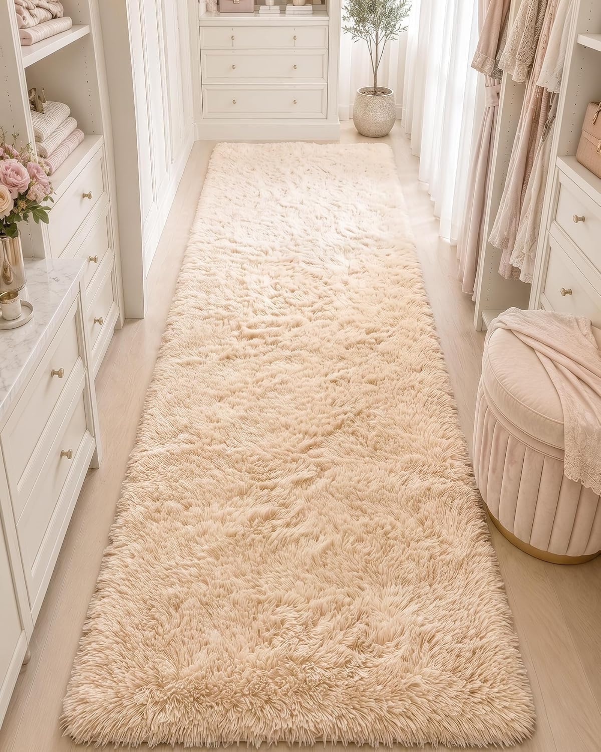 AUCT 24947 - OLANLY 3x7 Machine Washable Runner Rugs for Hallway, Soft Fluffy Shaggy Bedside Rugs for B