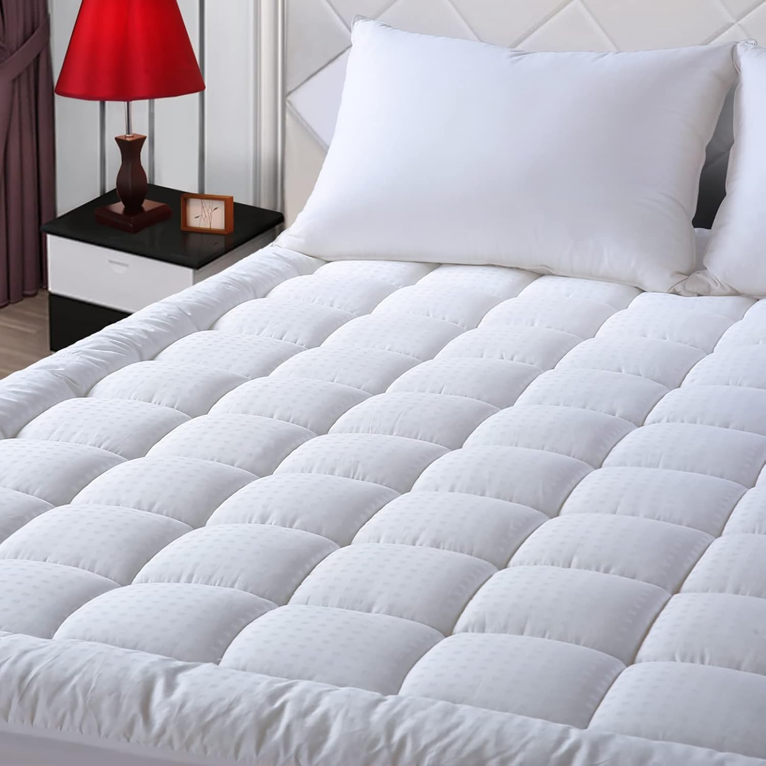 AUCT 23667 - $60 EASELAND King Size Mattress Pad Cotton Pillow Top Mattress Topper White