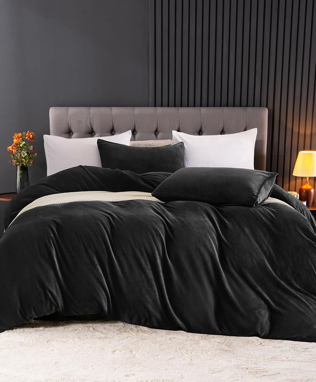 AUCT 22963 - JELLYMONI Velvet Duvet Cover Queen, Ultra Soft Plush 3-Piece Bedding Set