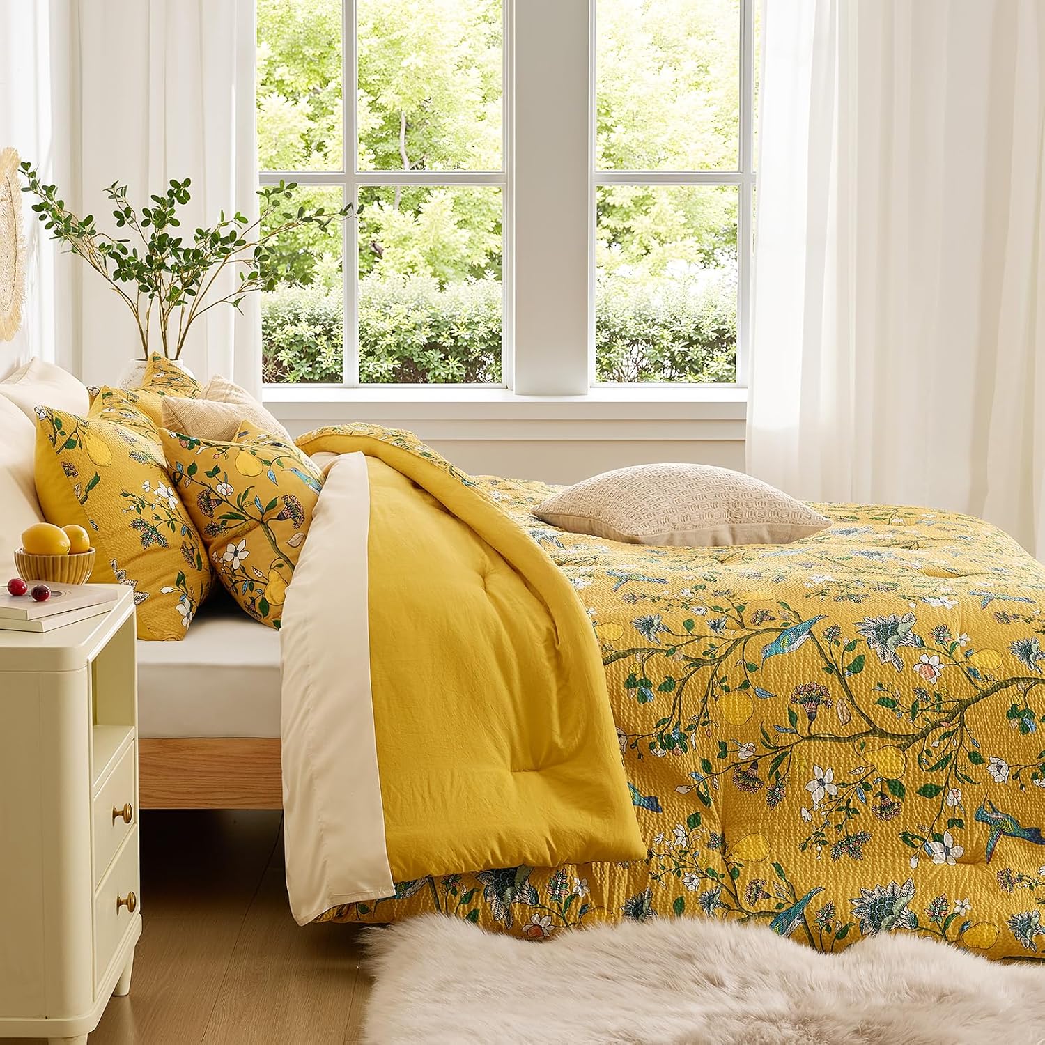 AUCT 22975 - $53 MUSSEL Yellow Bedding Queen Comforter Set 3 Pieces,Vintage Botanical Floral Pattern Be - Image 4