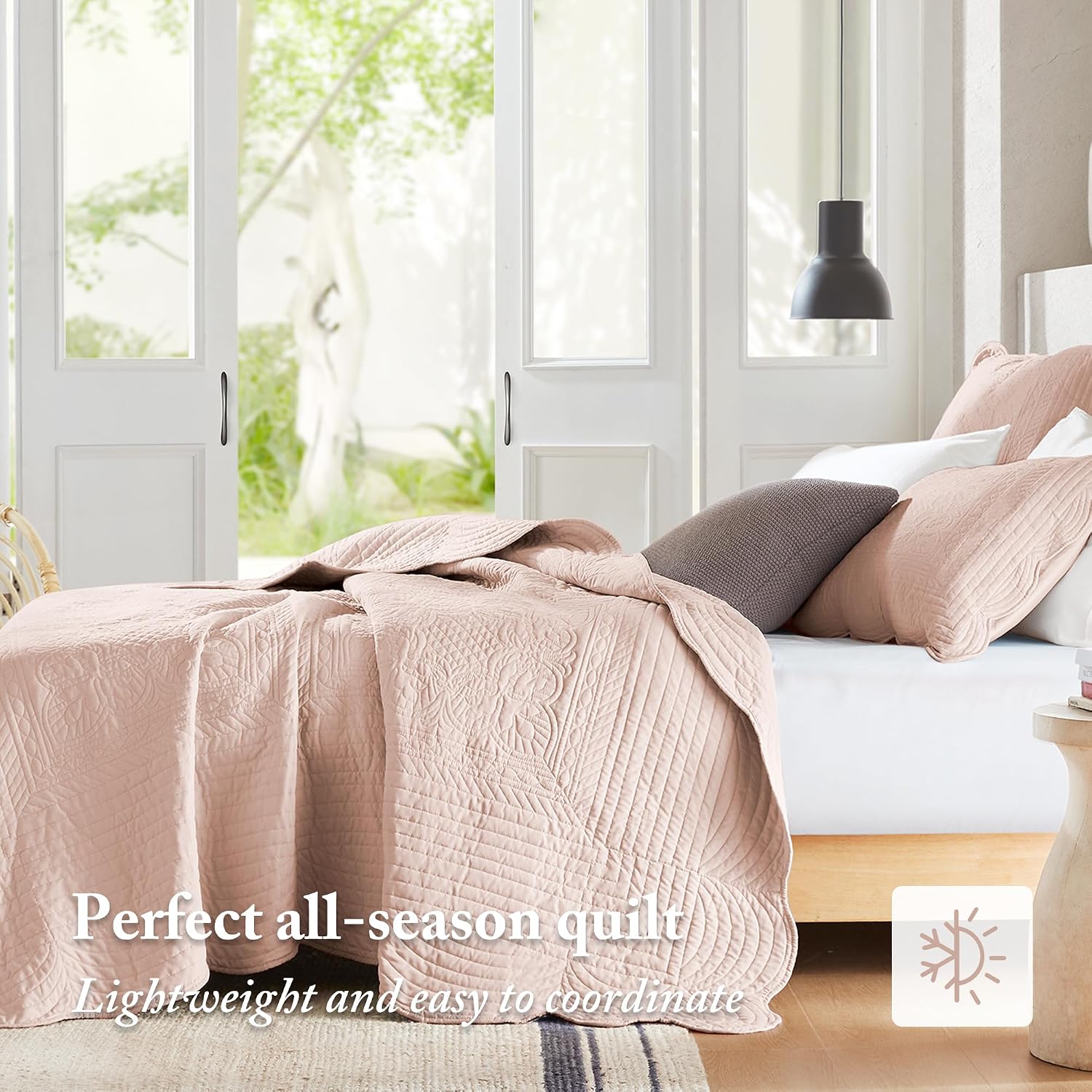 AUCT 23161 - $98 Madison Park Cottage Cotton Coverlet Set, 3-Piece King/Cal King Quilt Set - Image 4