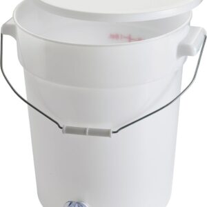 AUCT 23225 - Winco 6 Gallon White Plastic Beverage Dispenser