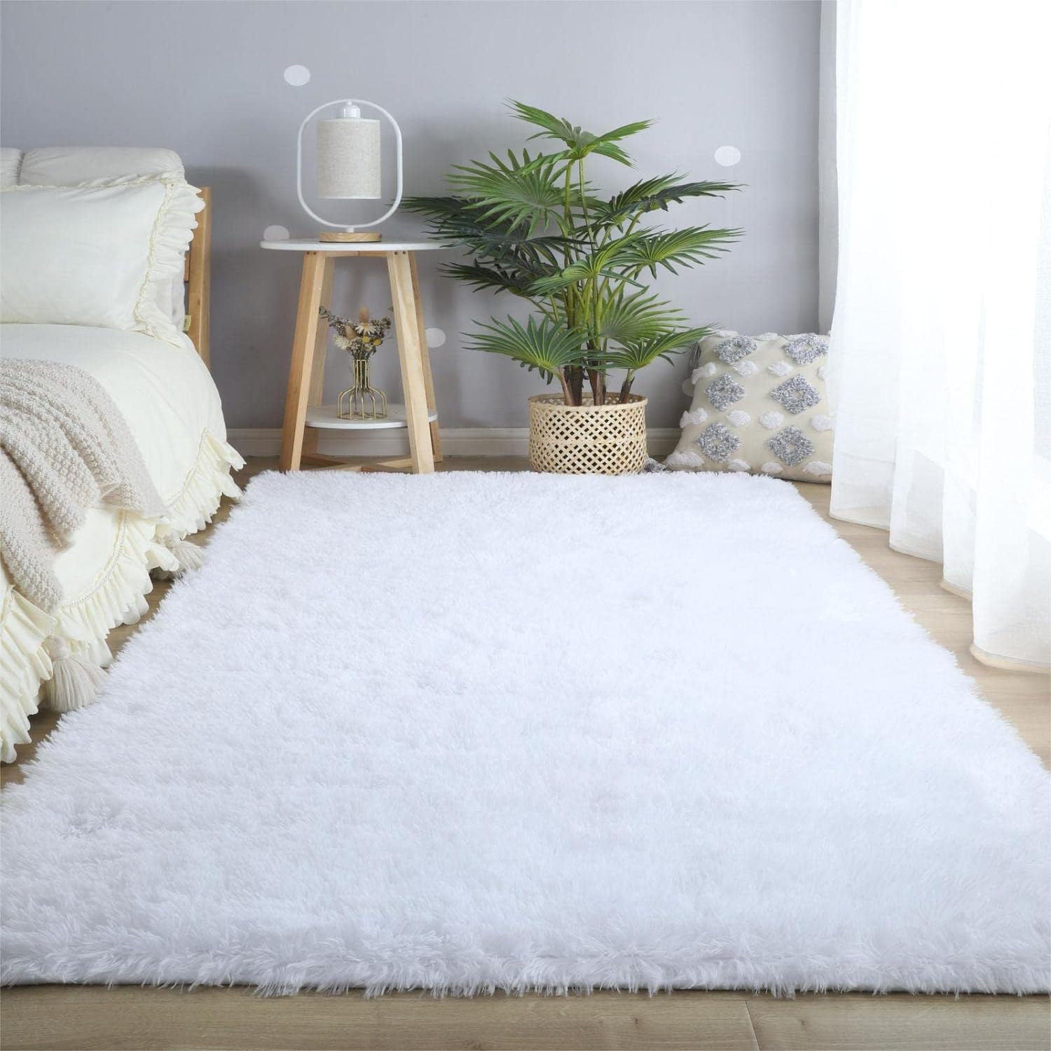 AUCT 23008 - White Fluffy Area Rug 4x6 Bedroom - Ultra Soft Shag Carpet for Bedside - Image 2